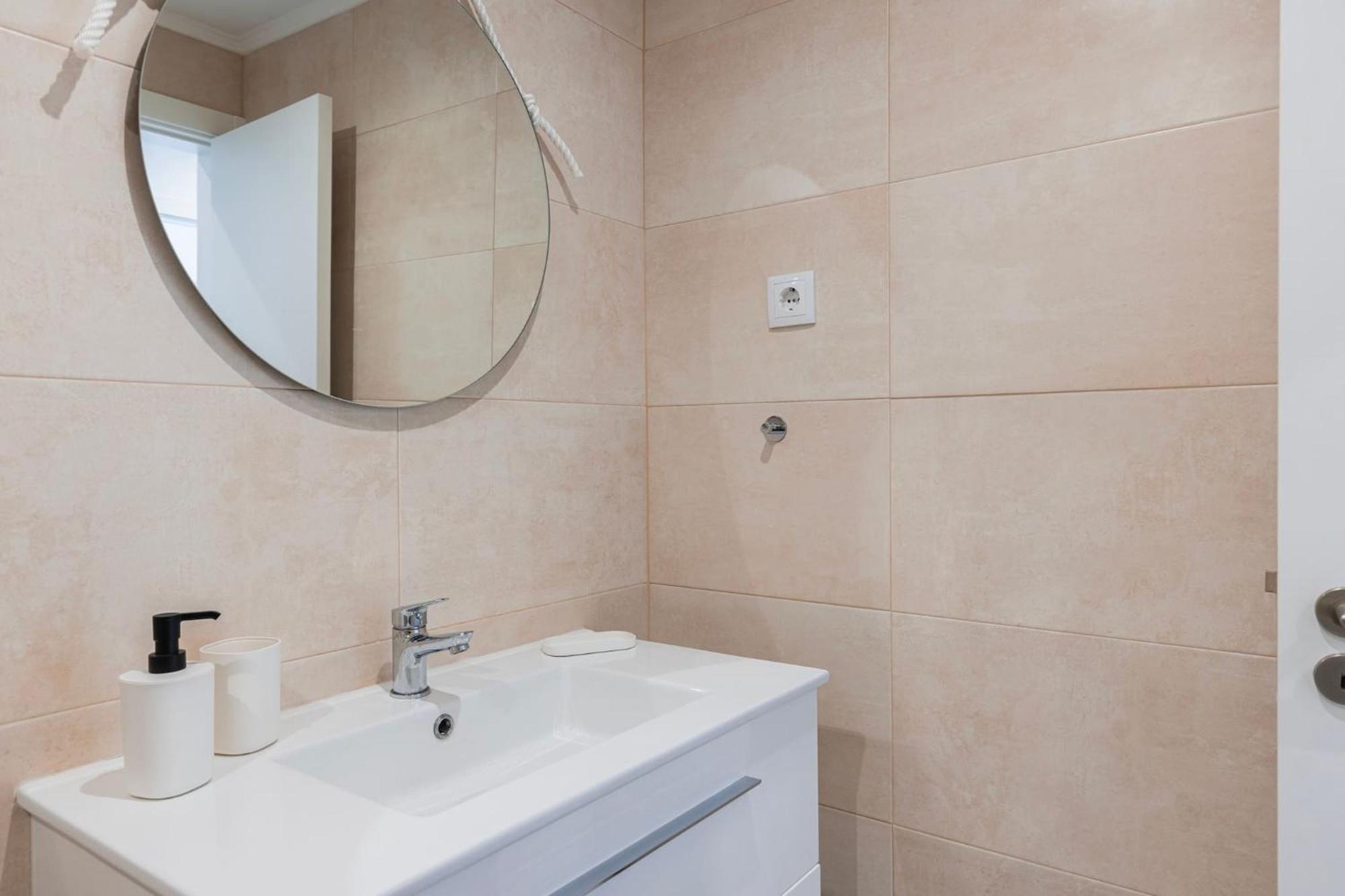Urban Elegance Apartment 阿尔马达 外观 照片
